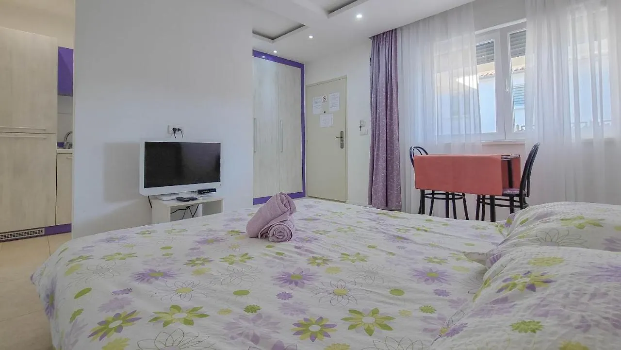 Apartments Karmen Novigrad
