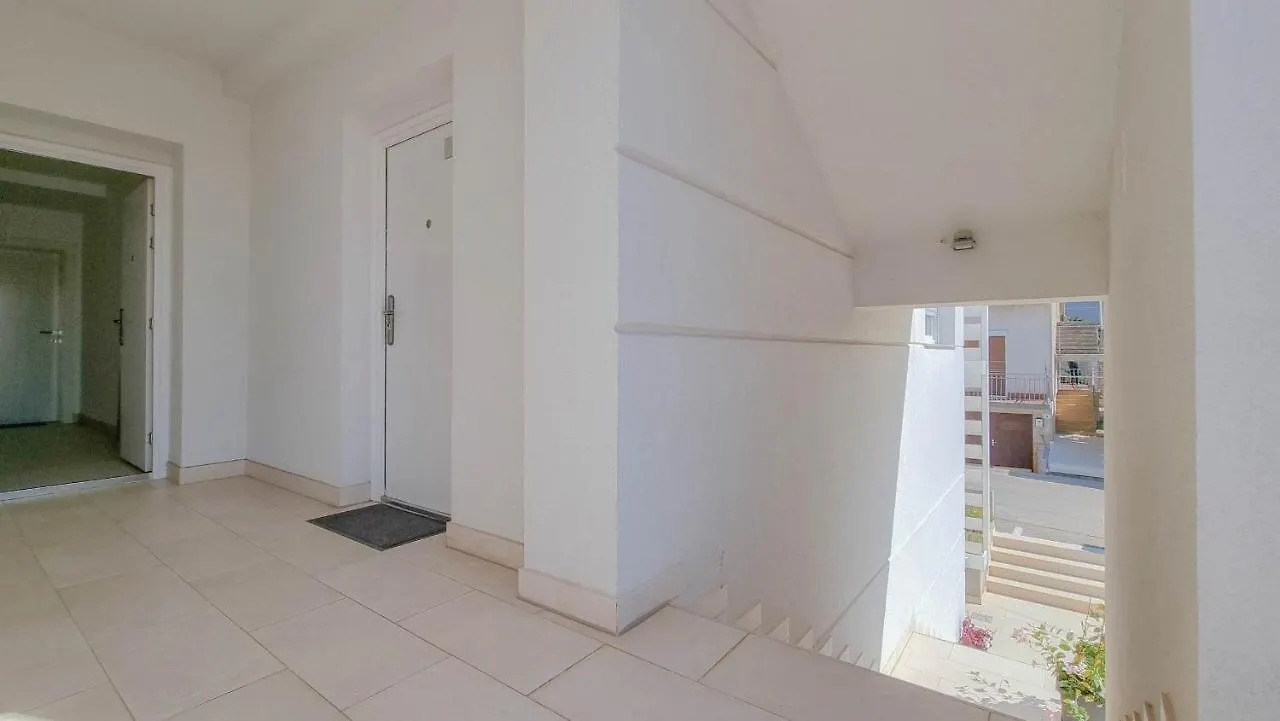 Apartments Karmen Novigrad  0*, Novigrad (Istria) Croatia